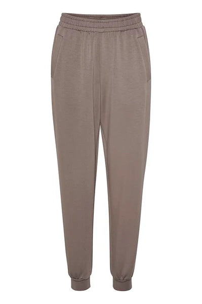 Chabrina Buxur - Iron