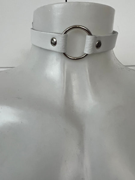 Choker með hring - Margir litir