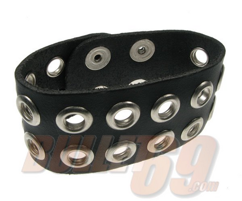 Eyelet Armband, svart með stál hringum