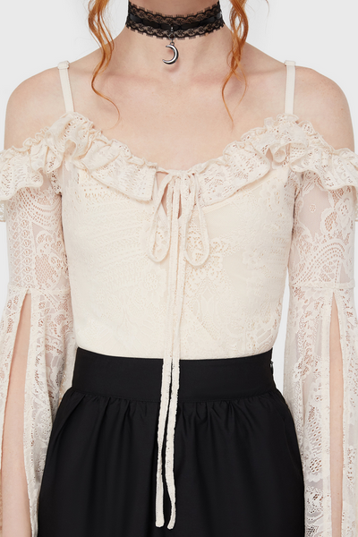 Breathless Lace Bardot Toppur - Hvítur