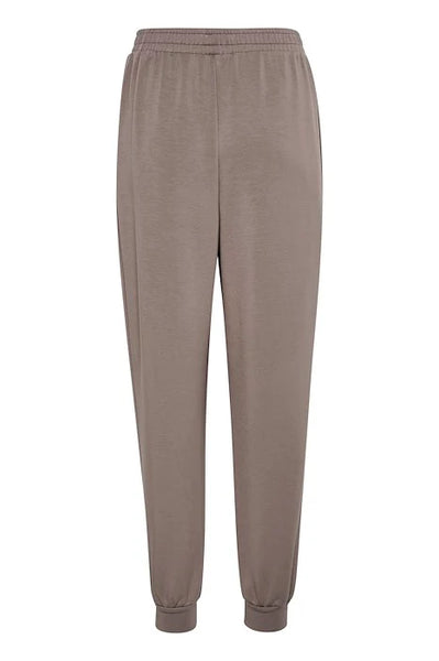 Chabrina Buxur - Iron