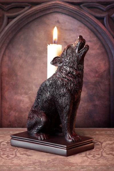 Wolf Kertastjaki