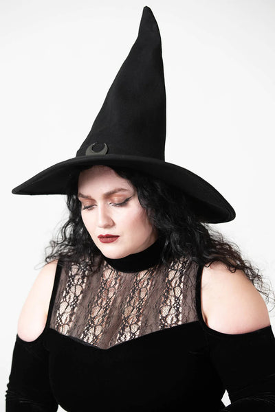 Super Moon Witch Hattur