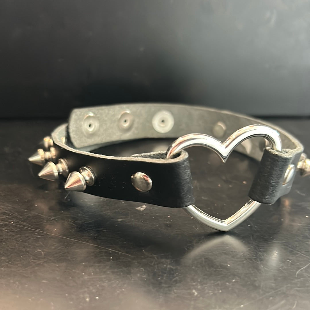 Choker með göddum - Svartur
