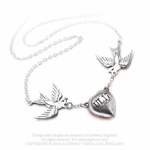 Swallow Heart Hálsmen